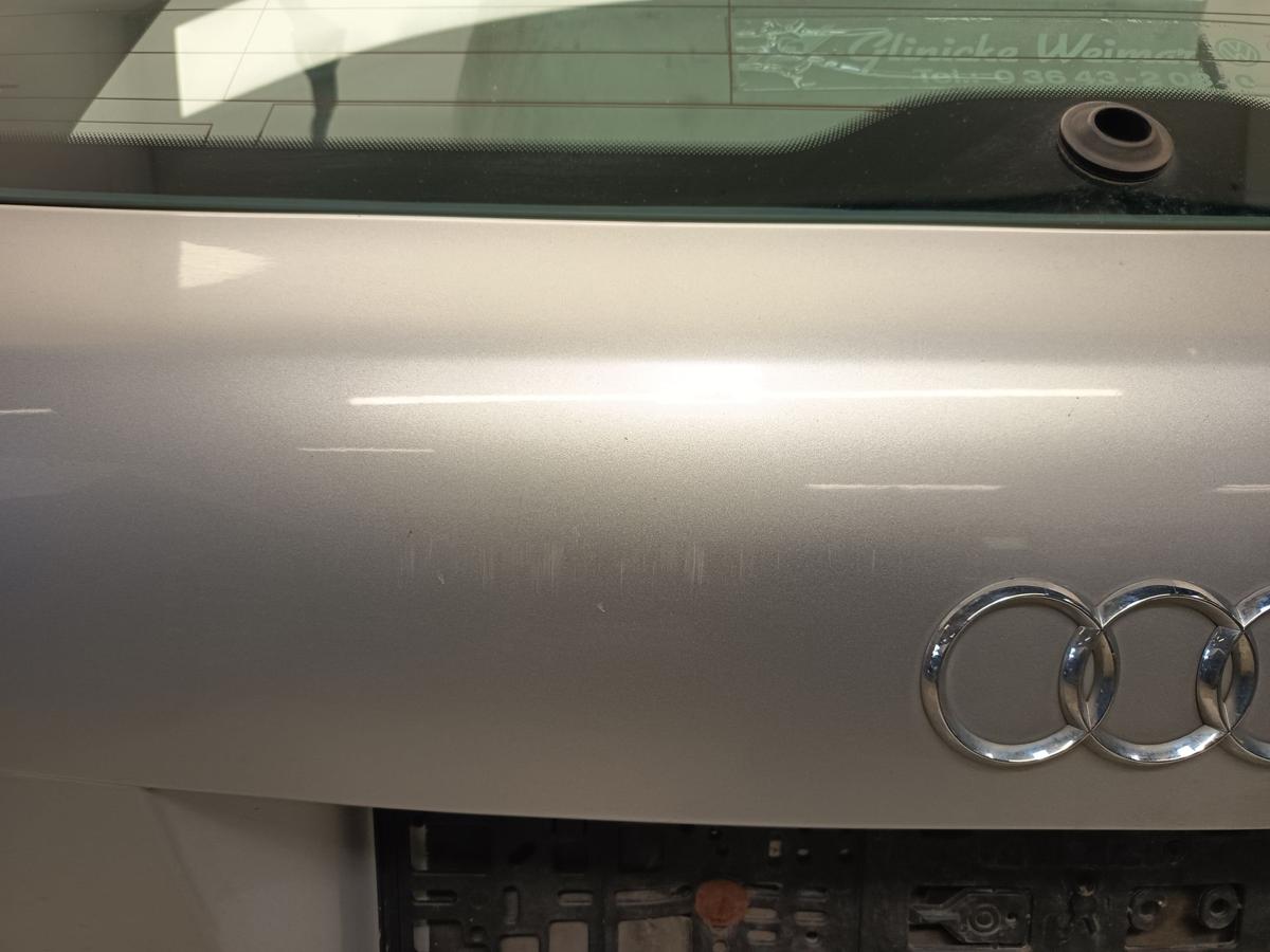 Audi A3 8P vor Facelift original Heckklappe mit Scheibe LY7W Lichtsilber Bj 2006