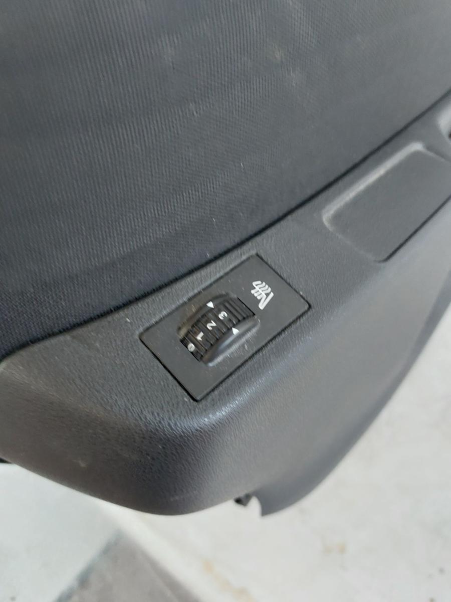 Citroen C4 II Typ N Sitz vorn links Fahrersitz Stoff mit Heizung Autositz OEM