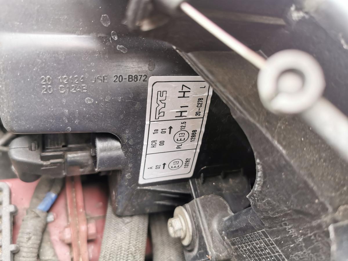 Hyundai I30 CW FD Scheinwerfer Hauptscheinwerfer Frontscheinwerfer links ab 10