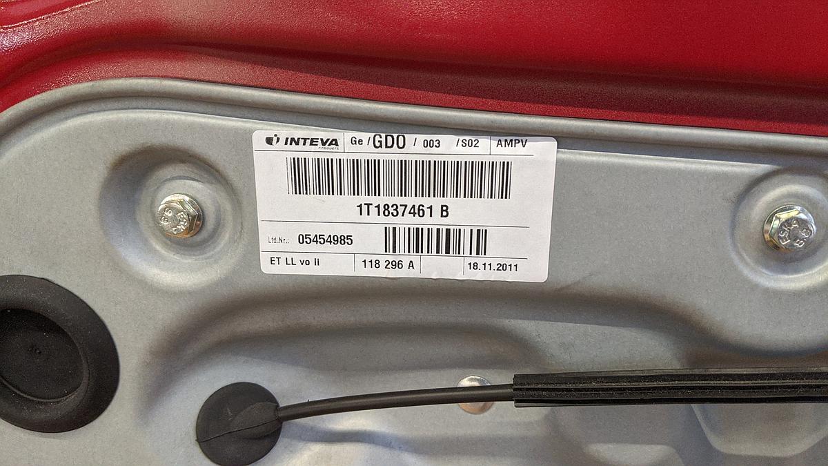 VW Touran 1T 03-06 T&uuml;r vorn links Fahrert&uuml;r LY3D Tornadorot