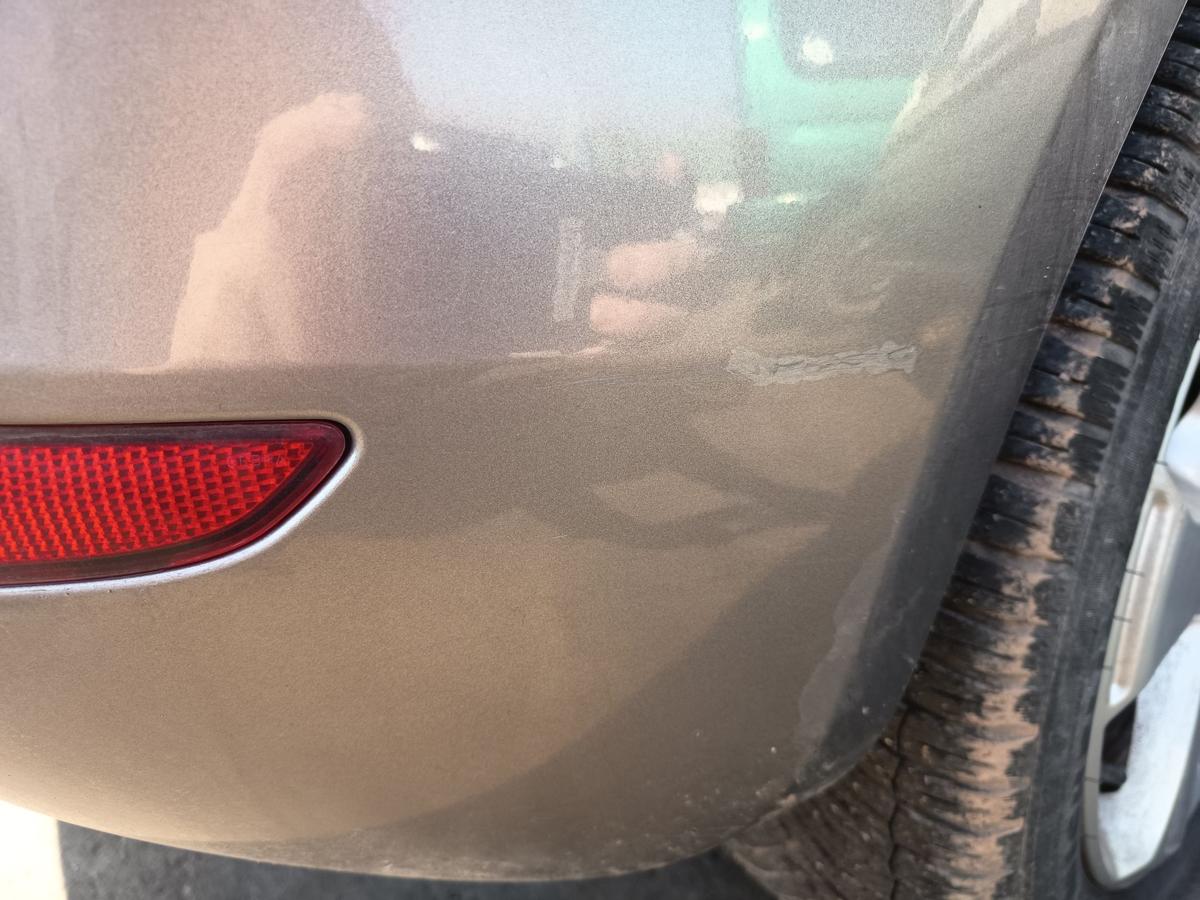 Golf Plus II original Sto&szlig;stange F&auml;nger hinten Heck A8X Kaschmirbraun Bj 2009