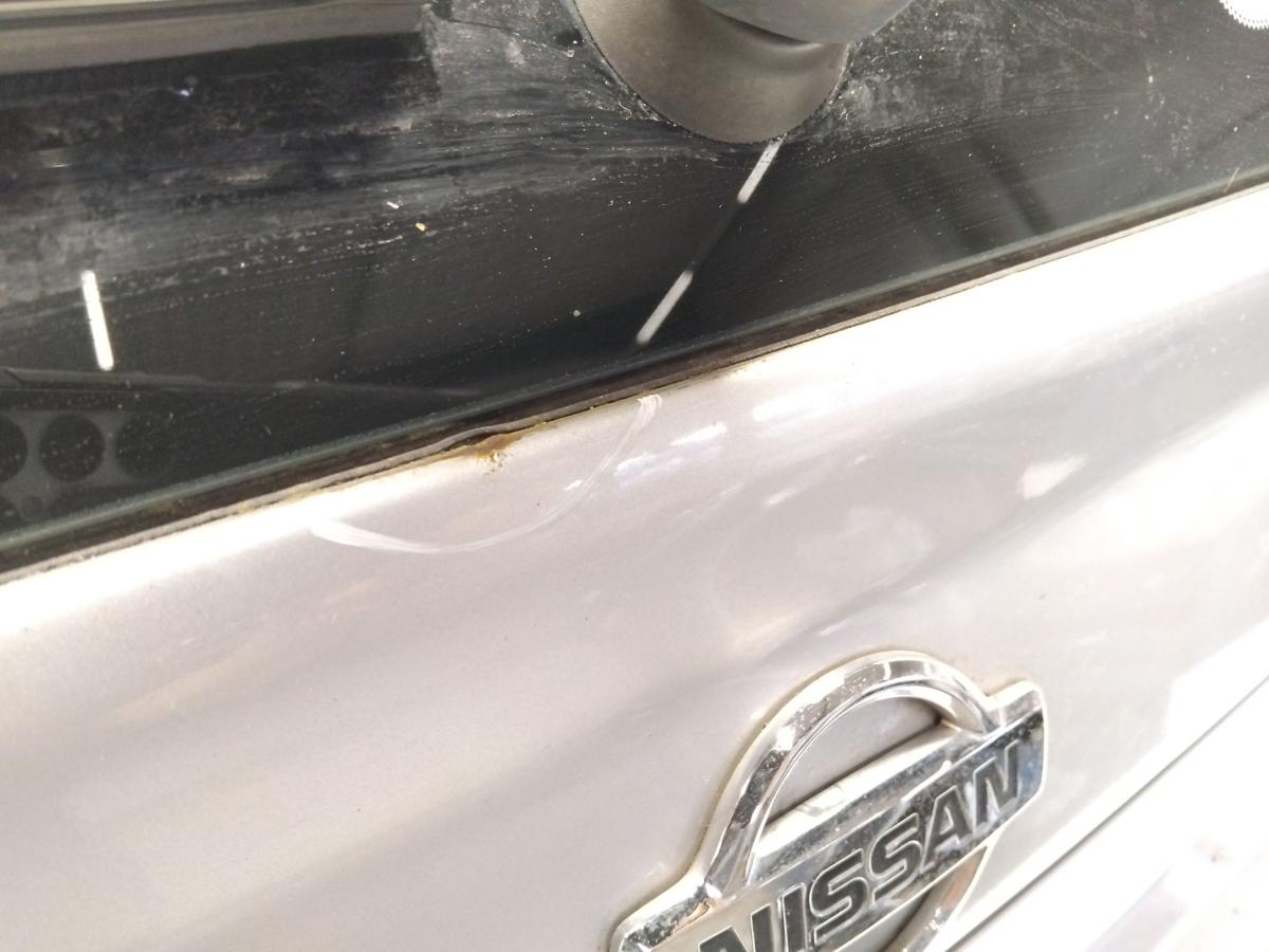 Nissan Primera P11 Kombi orig Heckklappe KL0 silbermetallic Heckscheibe BJ2000