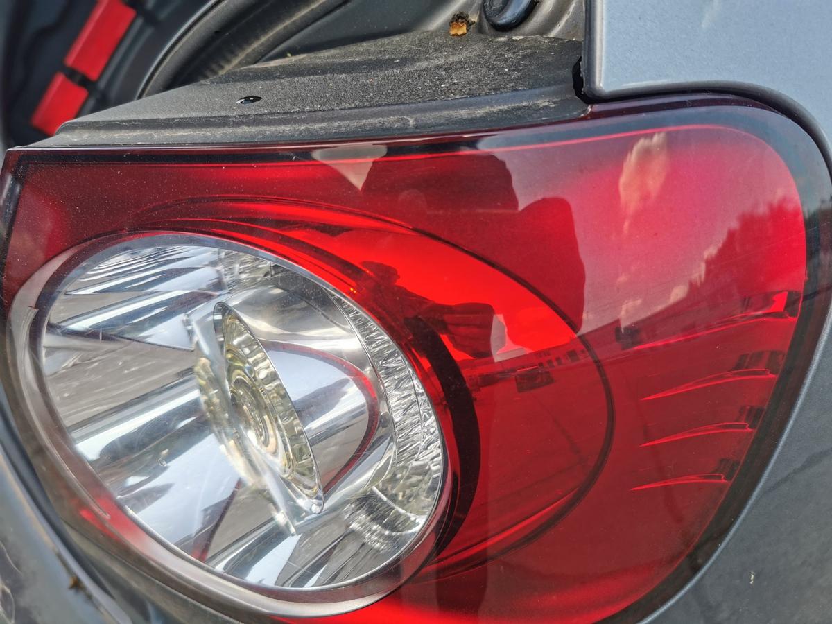 VW Golf Plus 5M Rückleuchte Schlussleuchte Rücklicht hinten aussen rechts LED