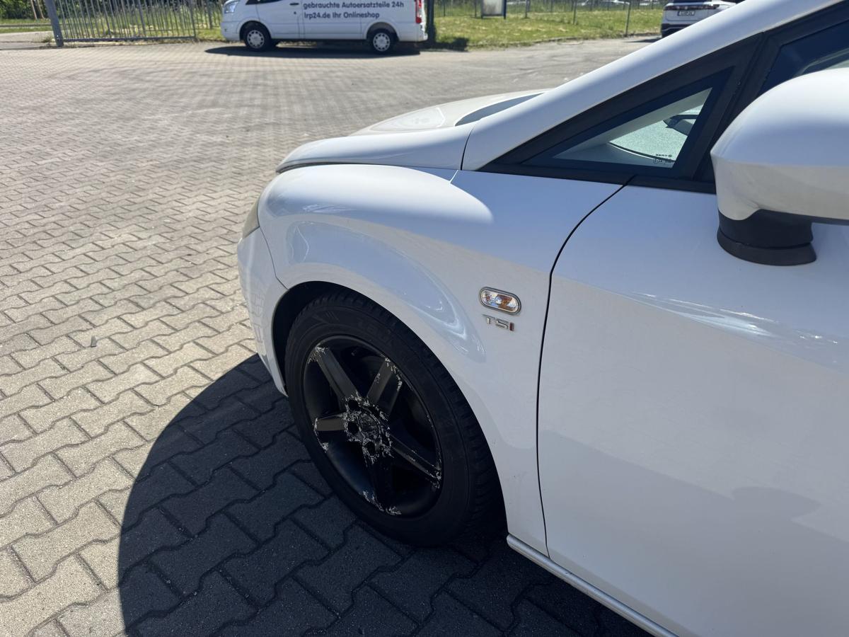 Seat Leon 1P original Kotfl&uuml;gel vorn links LB9A Candyweiss Bj.2010