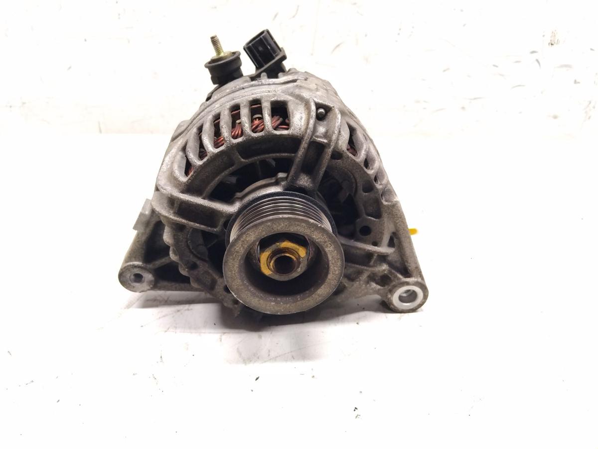 Toyota Avensis T22 original 80A Lichtmaschine Generator 0124315024 BOSCH BJ2002