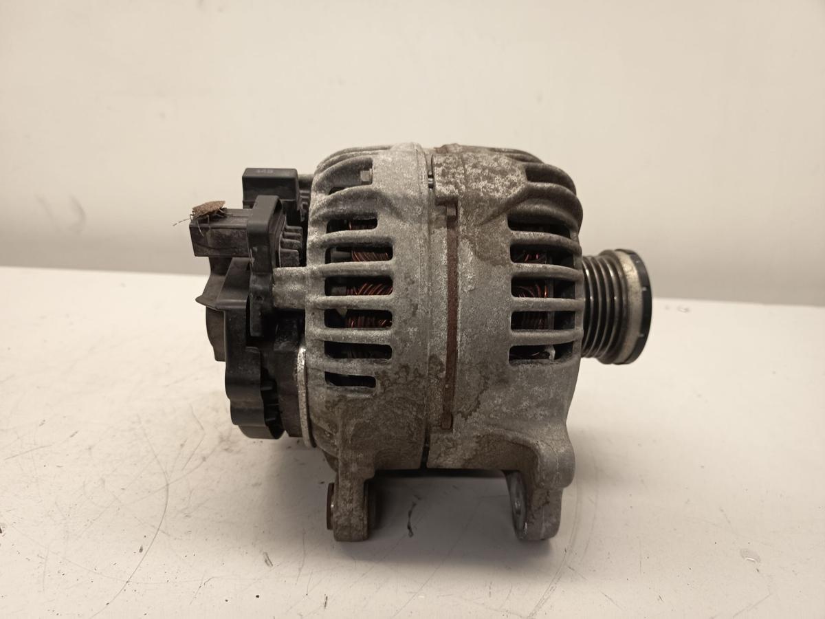 Seat Ibiza 6J Bj 2015 original Lichtmaschine Generator 03F903023D 1,2L 77KW