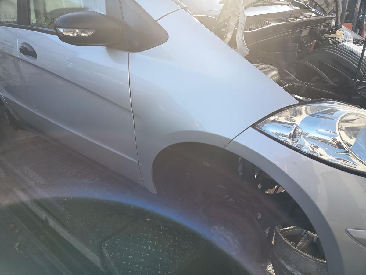 Mercedes A-Klasse W169 original Kotflügel rechts 761 Silber Bj 2007