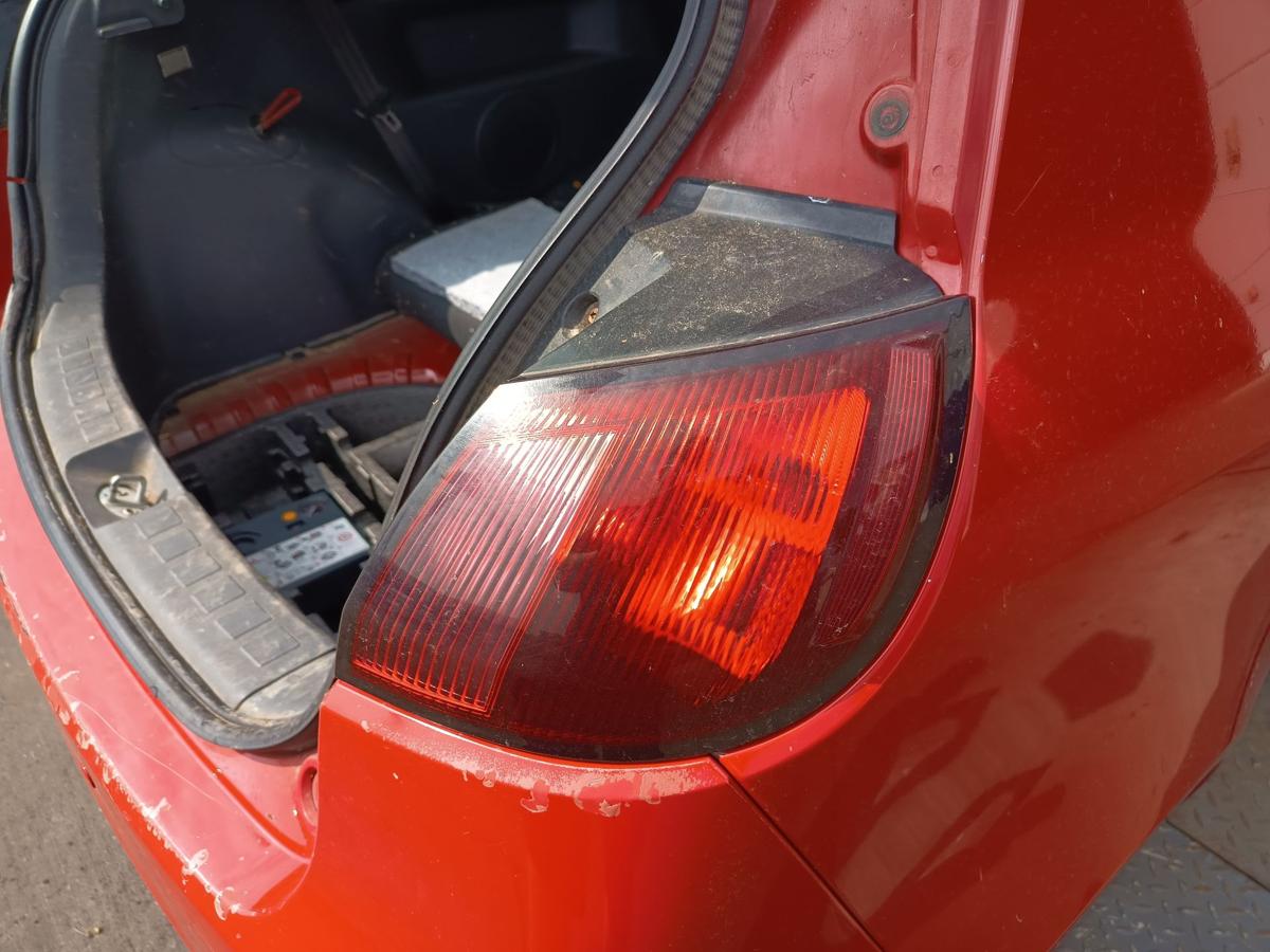 Mitsubishi Colt Z30 original R&uuml;ckleuchte rechts aussen Baujahr 2009