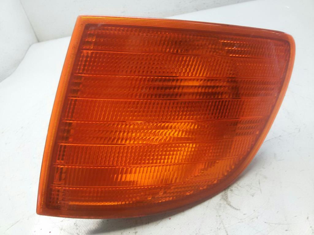 Mercedes Benz Vito 638 6388200021 Blinker Blinkleuchte links vorn BJ1998