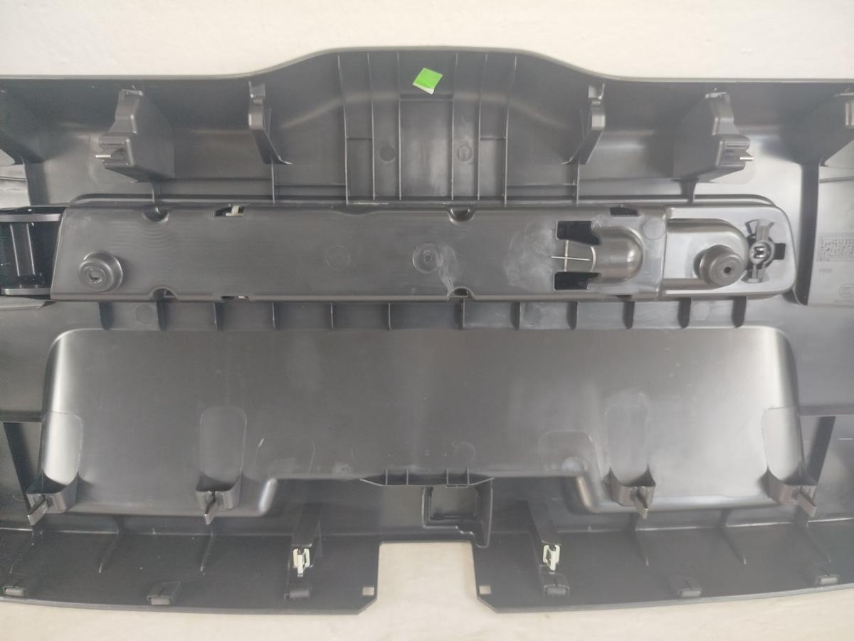 Audi Q2 Typ AG Innenverkleidung Heckklappe Heckklappenverkleidung