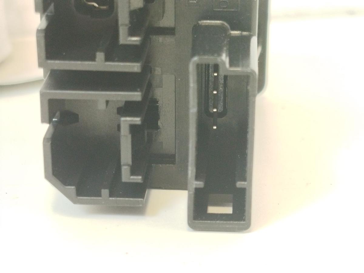 Ford Kuga III DFK Interface USB Schnittstelle Anschluss USB USB C