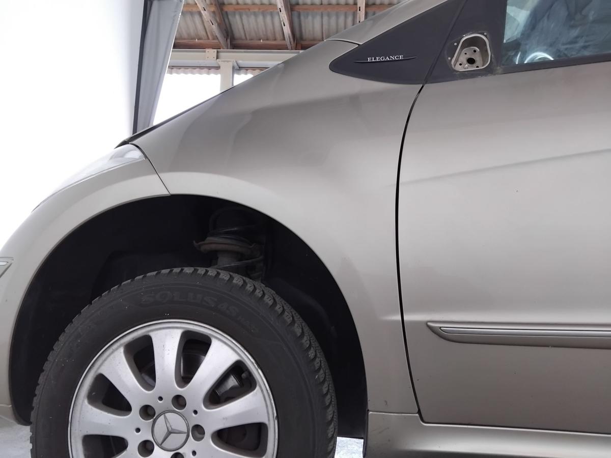 Mercedes A-Klasse W169 original Kotfl&uuml;gel vorn links 791 D&uuml;nenbeige BJ2004
