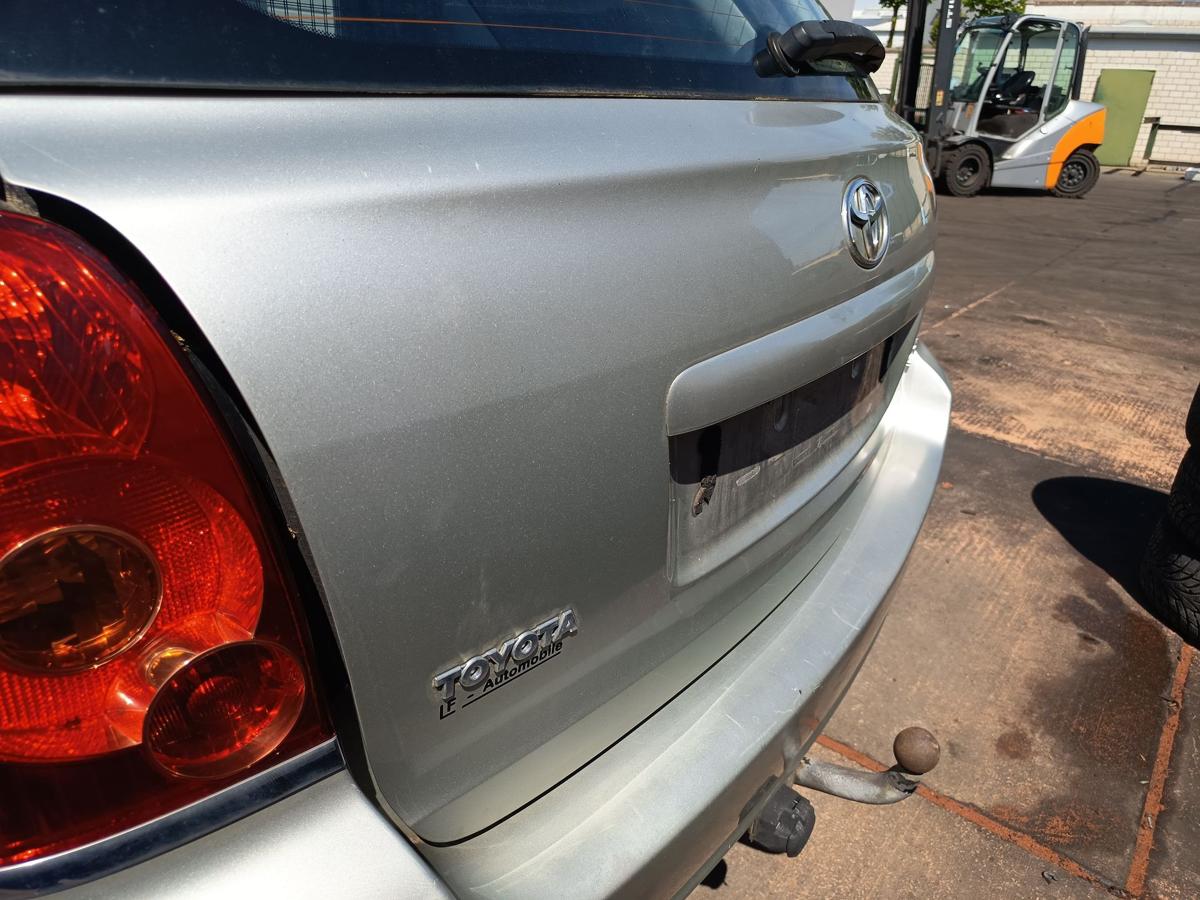 Toyota Avensis T25 Kombi original Heckklappe mit Scheibe 1C0 Polarsilber Bj 2005