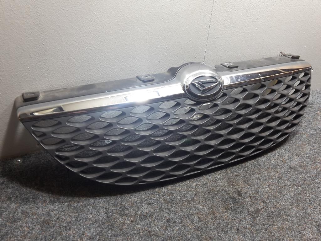 Daihatsu Sirion BJ 2003 Kühlergrill Grill Frontgrill 01-04