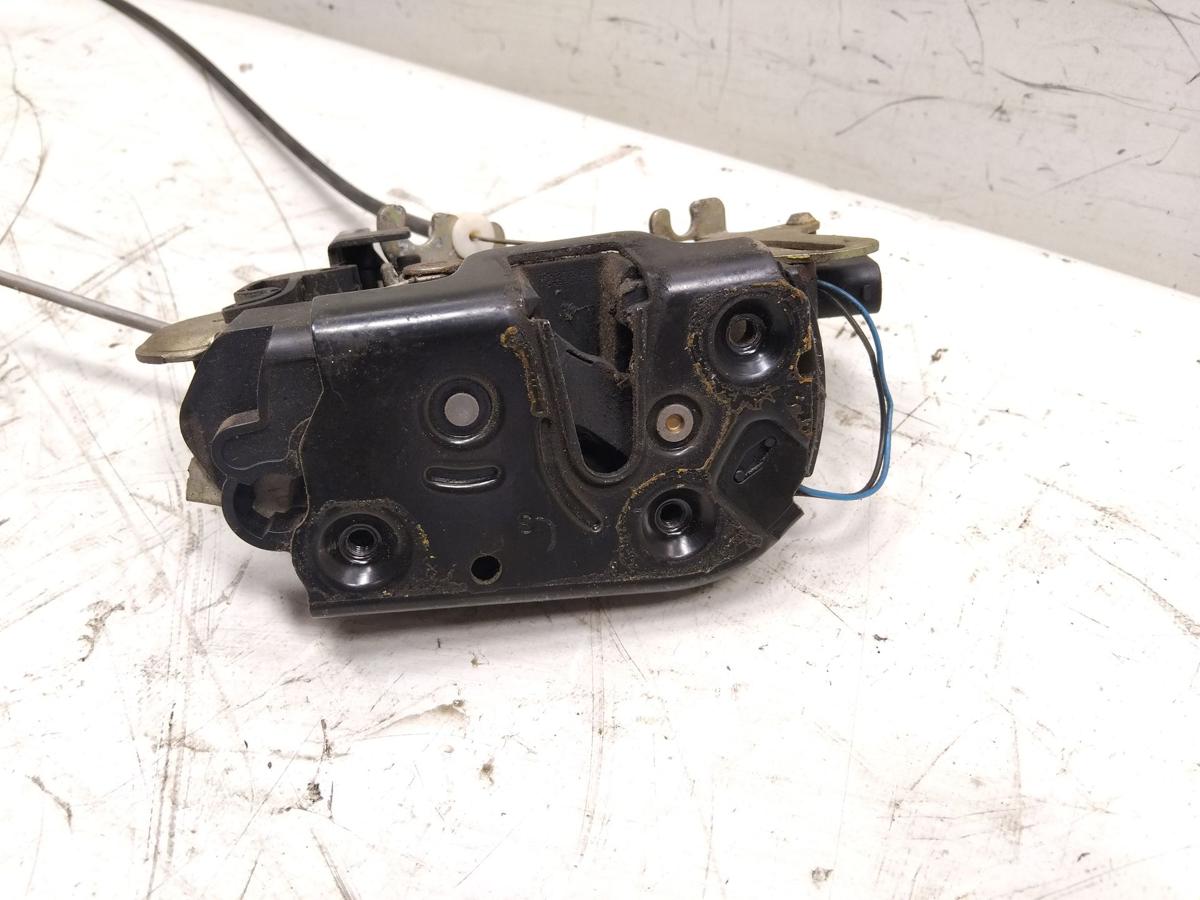 Mercedes Benz Vito 639 original T&uuml;rschlo&szlig; vorn links mit ZV Bj.2004