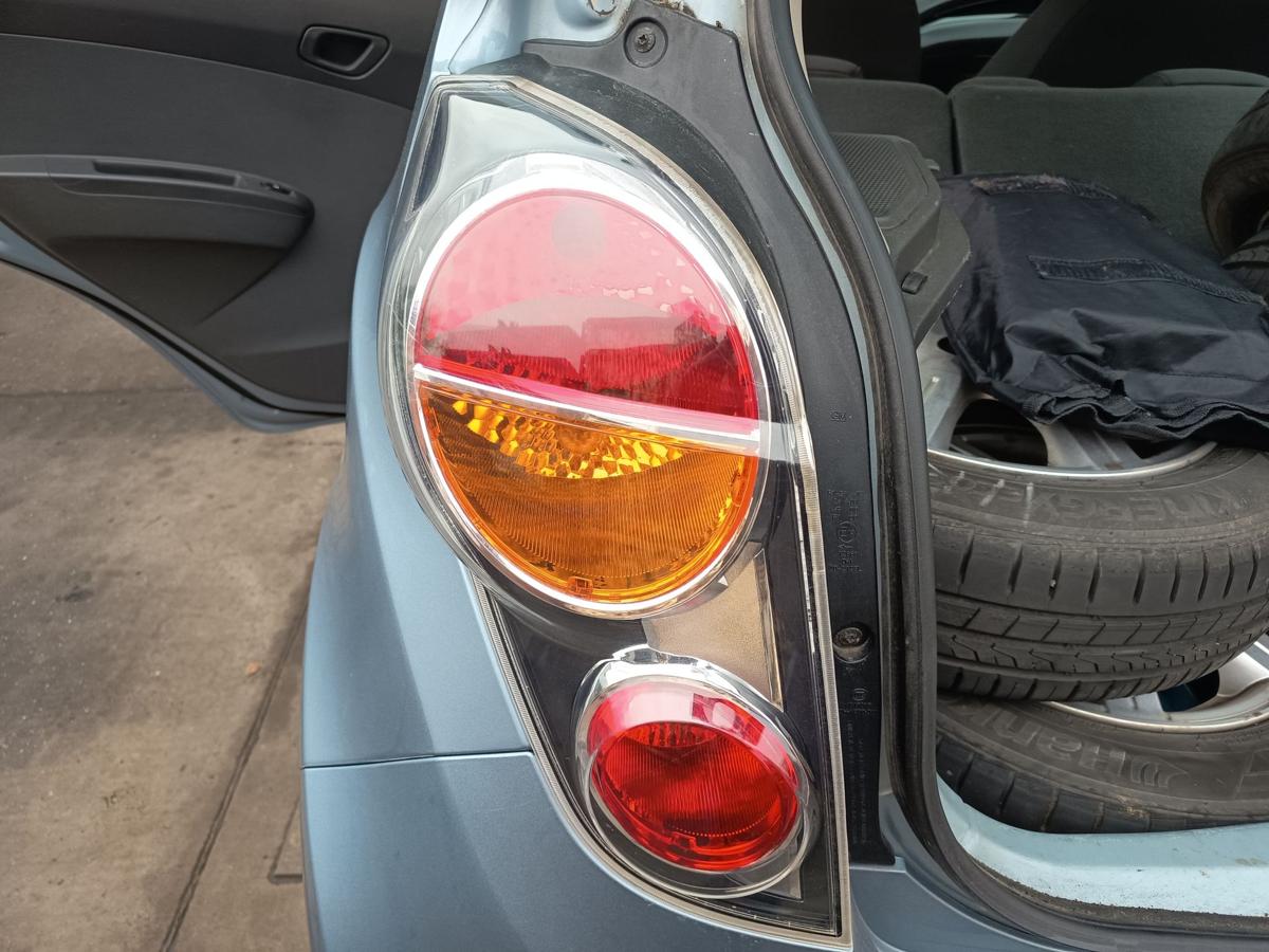 Chevrolet Spark M300 original R&uuml;ckleuchte links Heck Schluss Licht Bj 2012