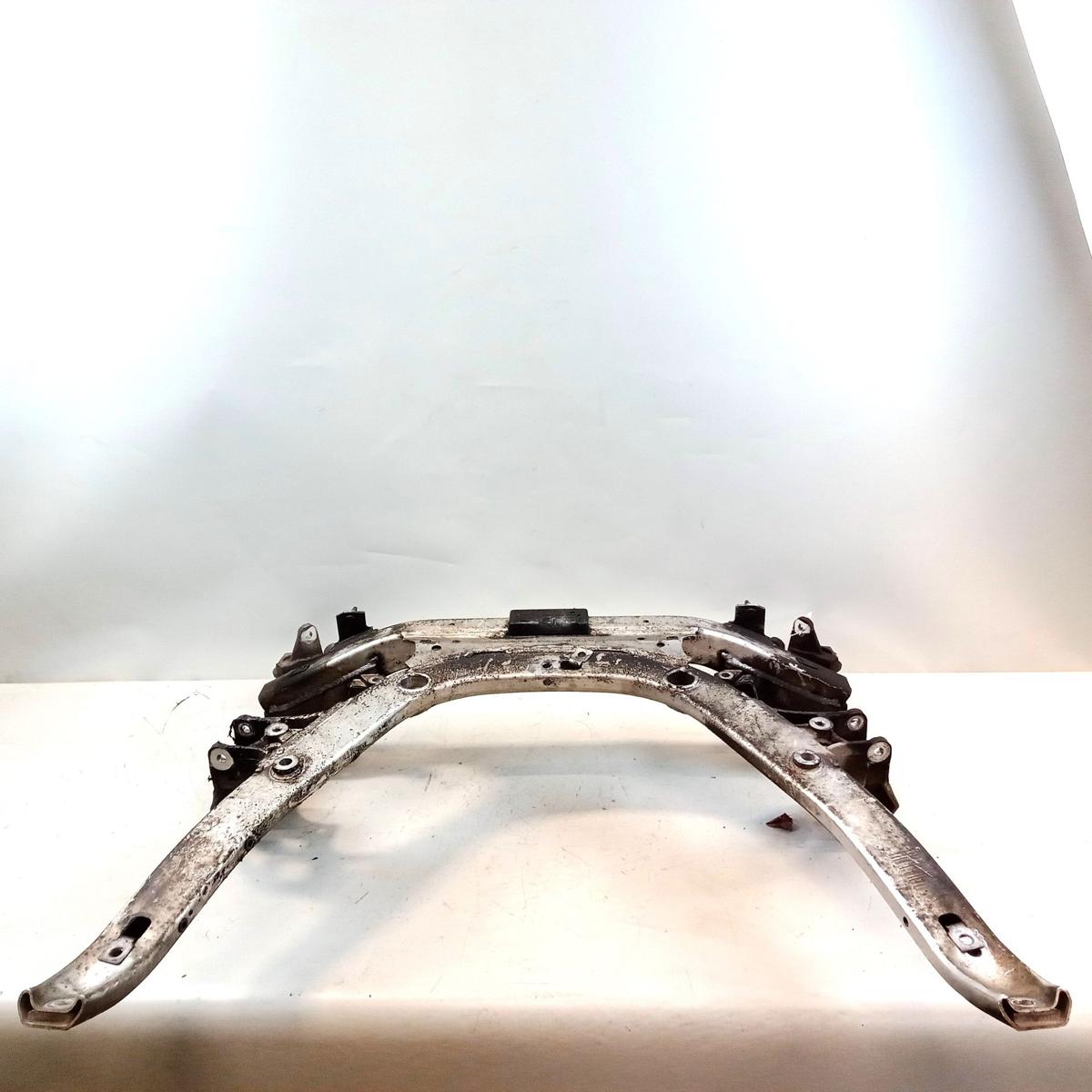 BMW 630i E64 Cabrio original Alu-Vorderachstr&auml;ger Aggregatetr&auml;ger Bj.2006