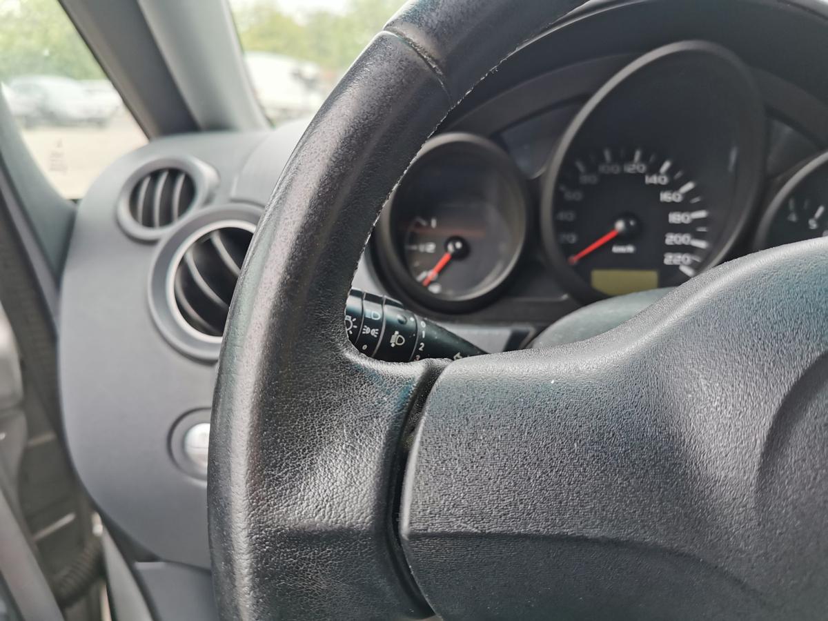 Mitsubishi Colt Z30 Lenkrad Lederlenkrad Radiotasten