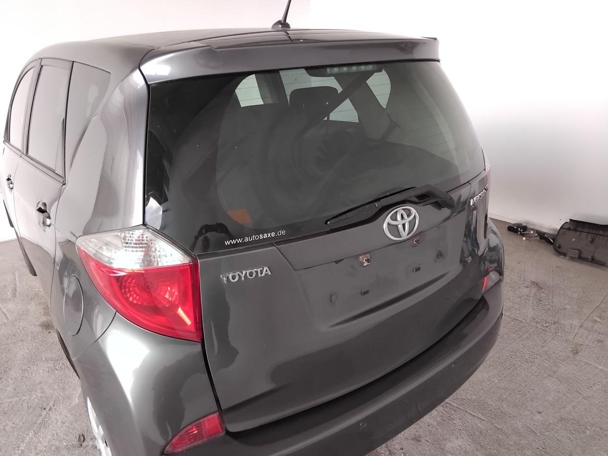 Toyota Verso-S Heckklappe 1G3 magneticgrey mit Scheibe dunkel BJ2013