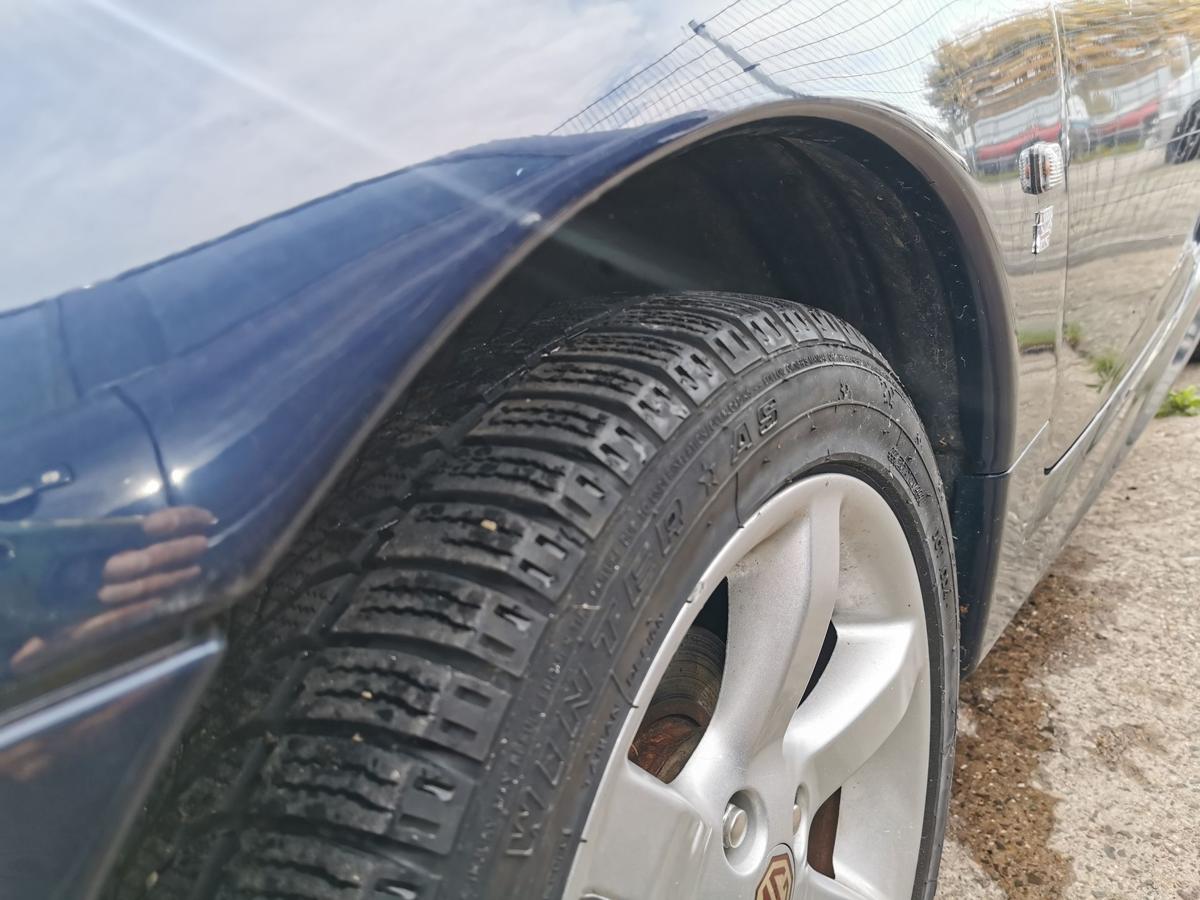 MG Rover TF RD Kotflügel Fender Seitenwand vorn links JFM Royalty Blue Pearl MG Rover TF RD Kotflügel Fender Seitenwand vorn links JFM Royalty Blue Pearl