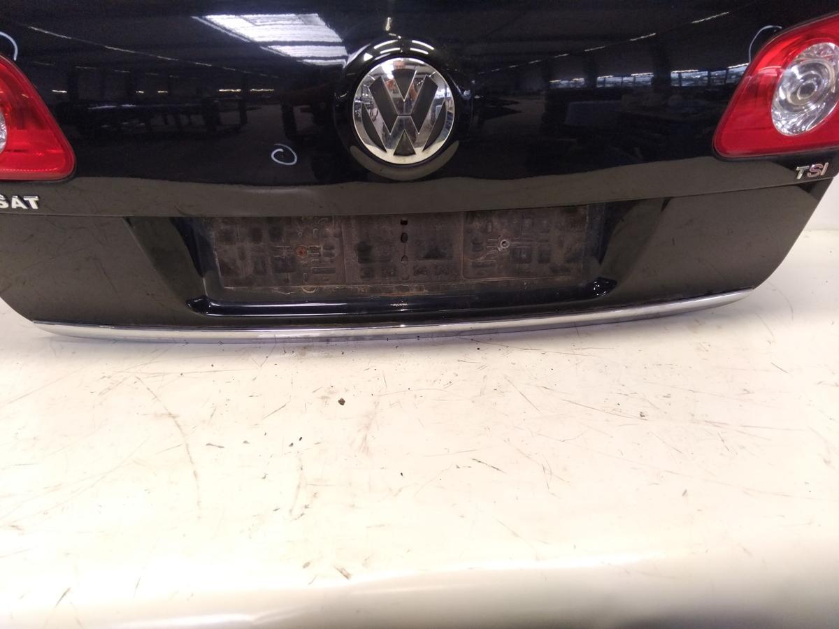 VW Passat Variant 3C Heckklappe schwarzmetallic LC9X mit Scheibe Bj.2008