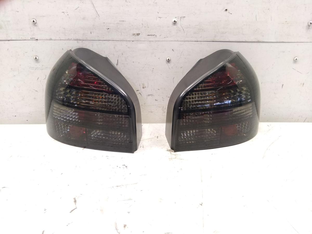 Audi A3 8L Satz R&uuml;ckleuchten links + rechts schwarz Depo BJ1998