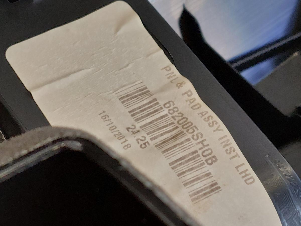 Nissan Leaf ZE1 40kWh Armaturenbrett Armaturentafel Dashboard Cockpit