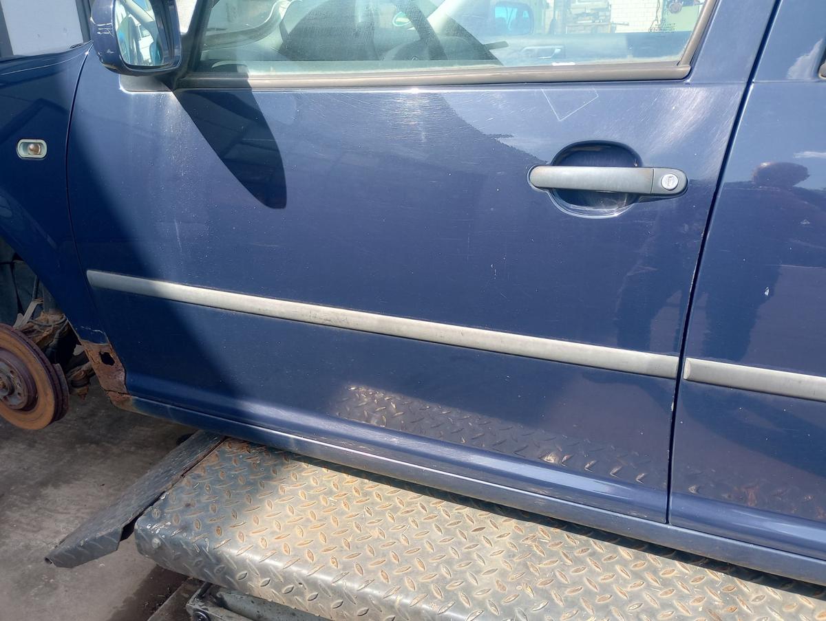 VW Golf VI 4 Variant orig Tür vorn links Fahrertür LA5G Blau Bj 2000