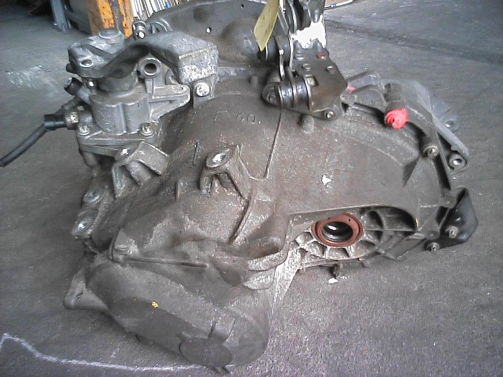 Opel Signum Bj.2005 original 6 Gang Schaltgetriebe F40 1,9CDTI 110kw