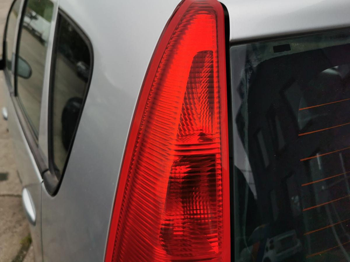 Mitsubishi Colt Z30 Rückleuchte Schlussleuchte Rücklicht hinten links 5 Türer