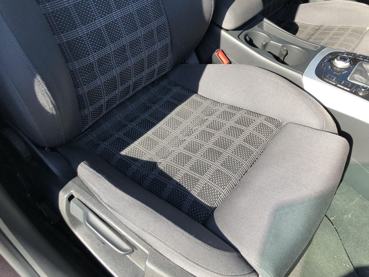 Audi A5 8T Sportback Beifahrersitz Sport Sitz vorn rechts Stoff mit Heizung