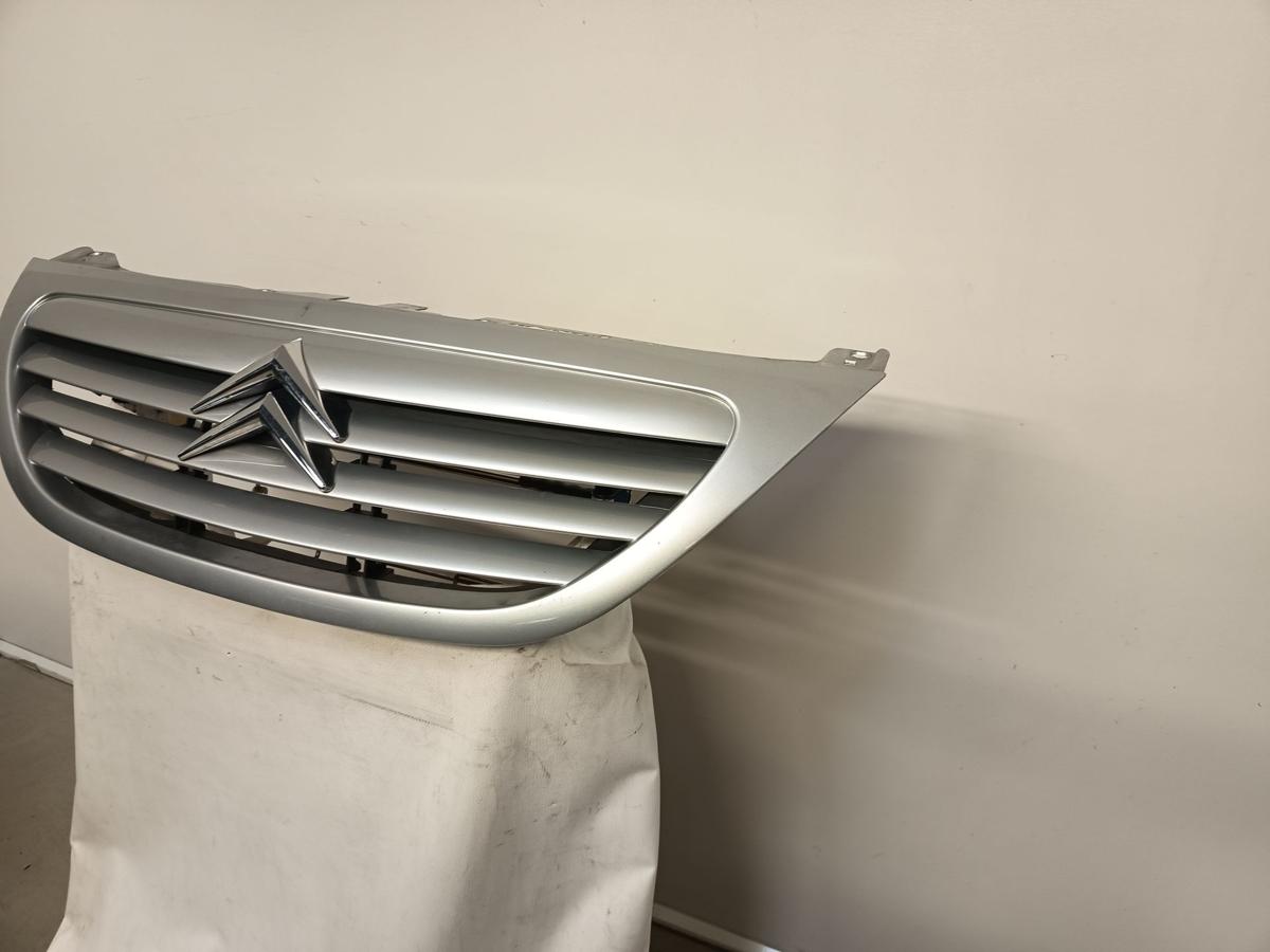 Citroen C3 F11 orig Kühlergrill Grill Frontgrill Bj 2003