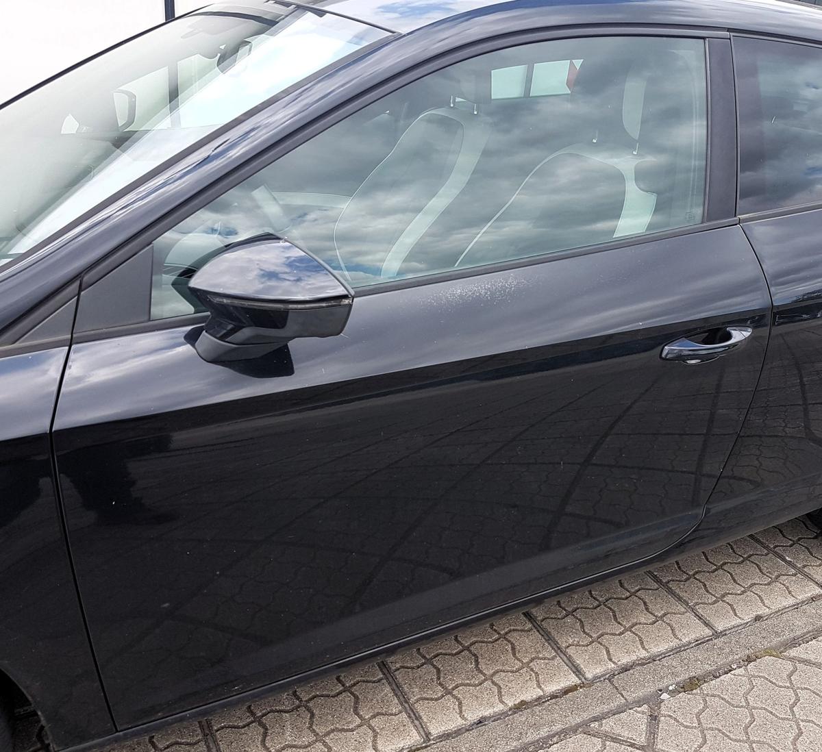 Seat Leon 5F T&uuml;r vorn links in LZ9Y Phantomschwarz Met Bj2014 3 T&uuml;rig Rohbau