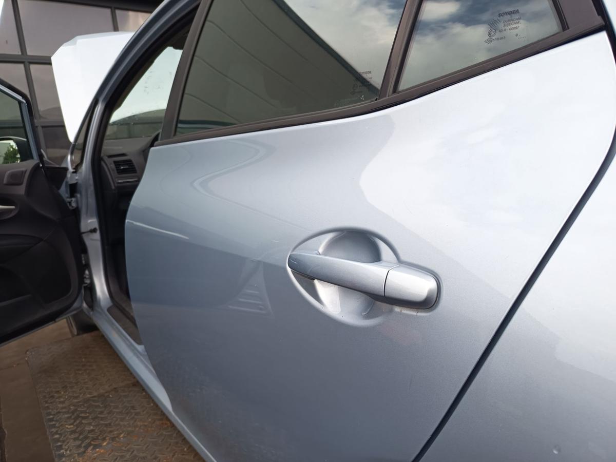 Toyota Auris E15 original T&uuml;r hinten links Fond 8S1 Light Blue Bj 2011