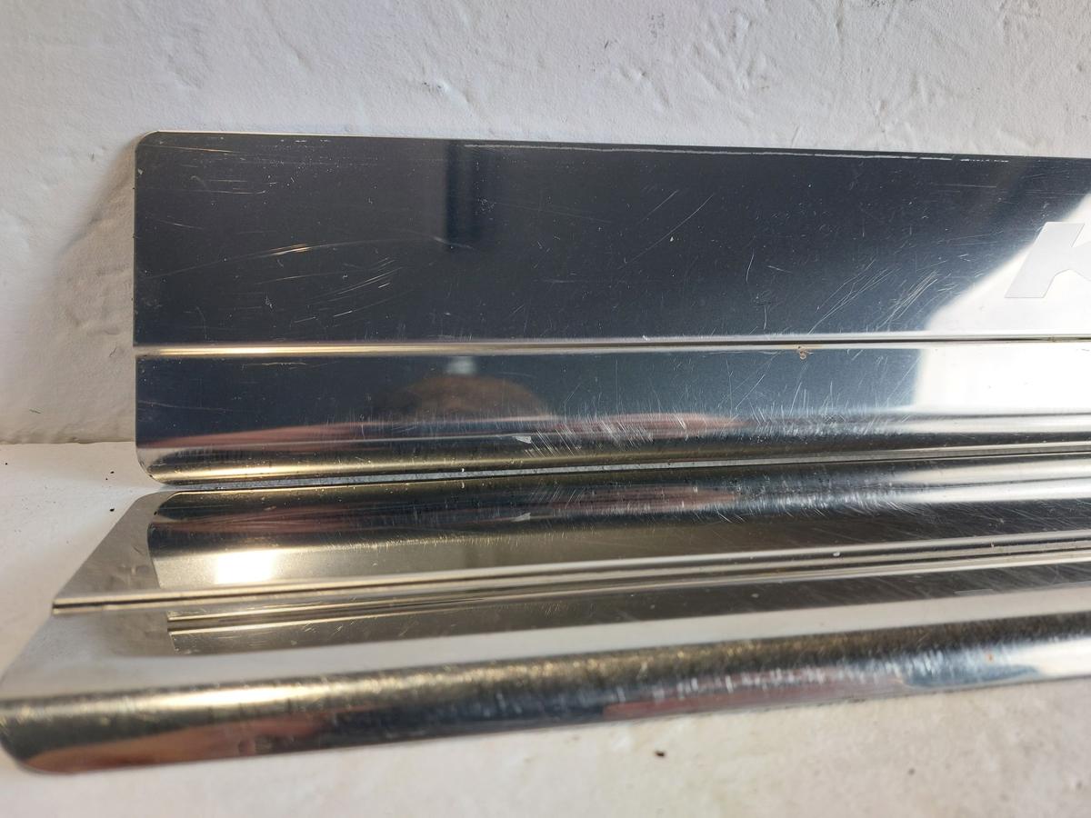 Ford Kuga I DM2 Satz Einstiegsblenden Blenden Einstieg links und rechts Metall