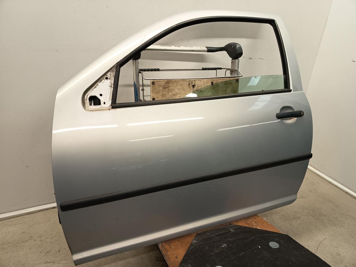 VW Golf IV original T&uuml;r links Fahrert&uuml;r LB7Z Satinsilber Metallic Baujahr 1999