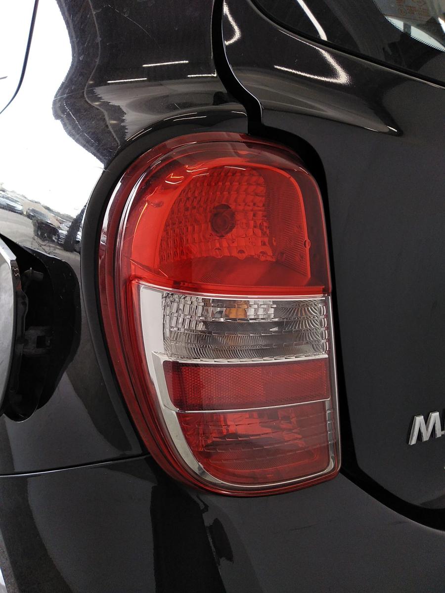 Nissan Micra K13 original Rückleuchte Heckleuchte links Bj.2012