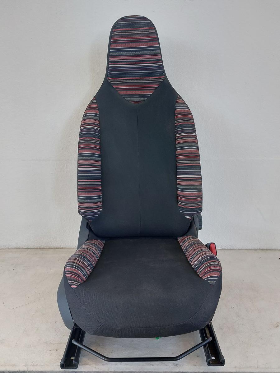 Citroen C1 PS Sitz vorn rechts Beifahrersitz 5 t&uuml;rer Stoff