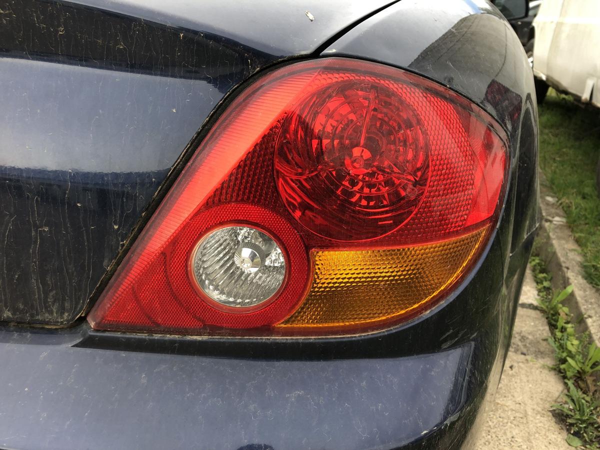 Rückleuchte Rücklicht rechts Heckleuchte WN Dark Navy Blue Hyundai Coupe GK