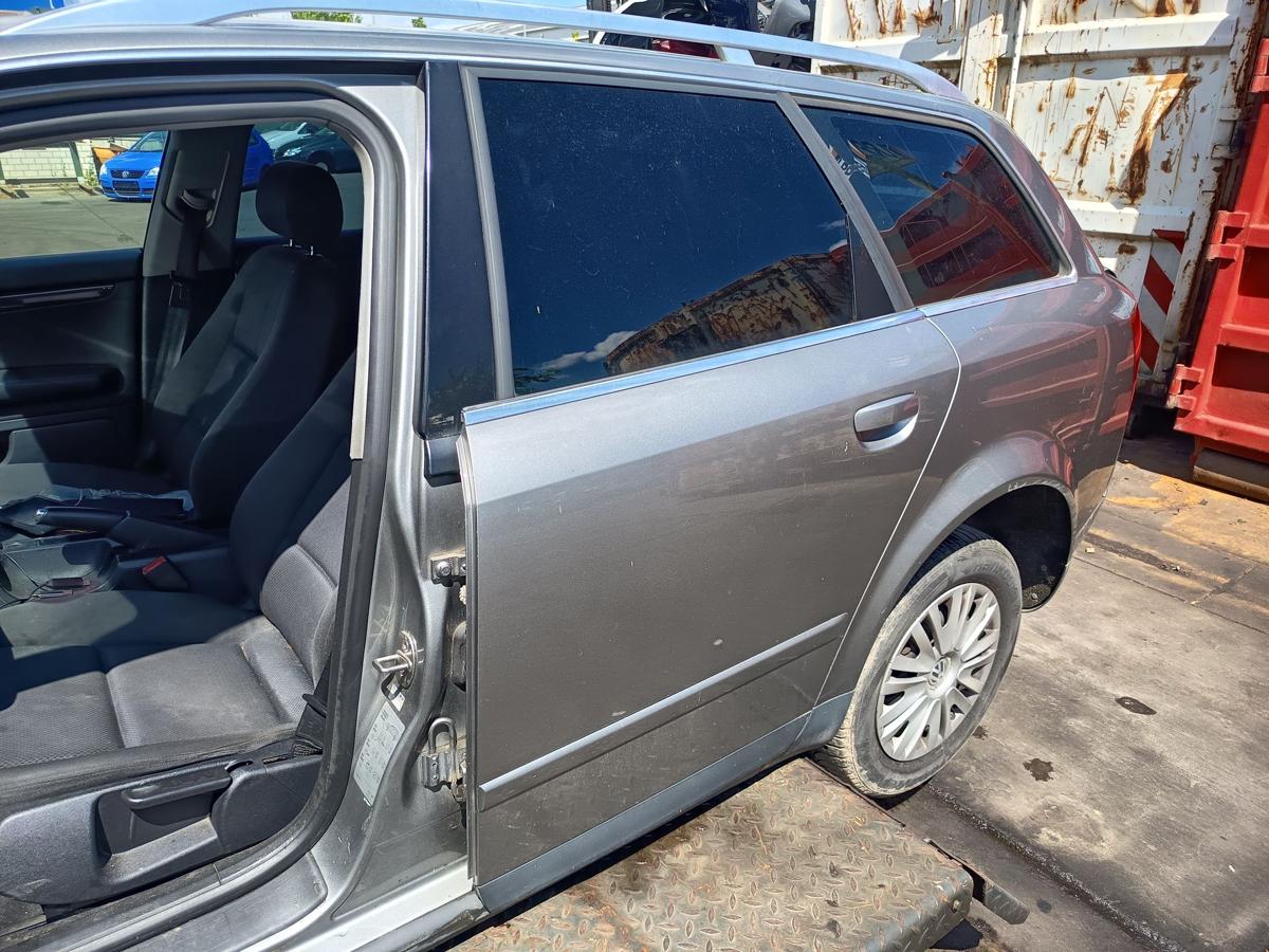 Audi A4 B6 Avant original T&uuml;r hinten links Fond Y7Q Atlasgrau Bj 2003