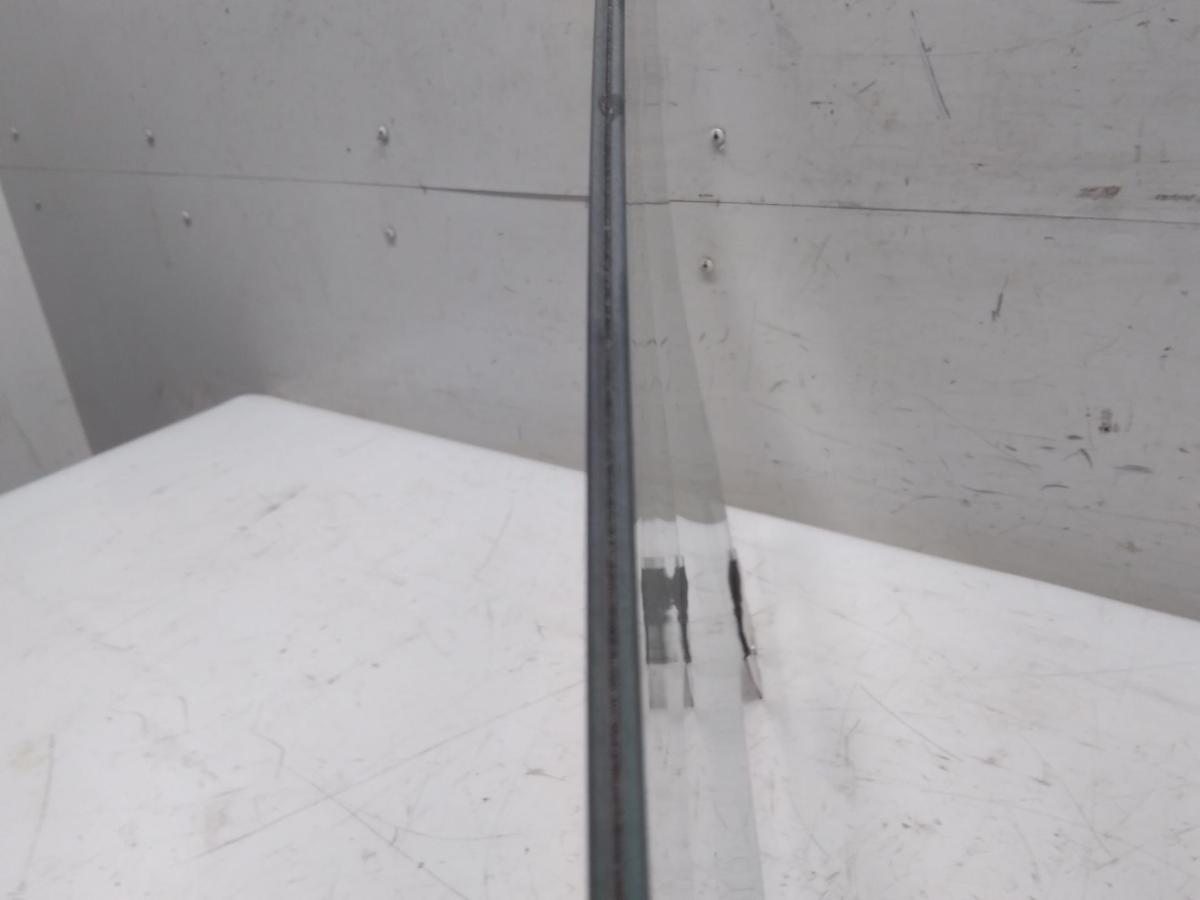 VW Phaeton GP4 T&uuml;rscheibe vorn rechts VSG Doppelverglasung D&auml;mmglas gr&uuml;n Bj.2015