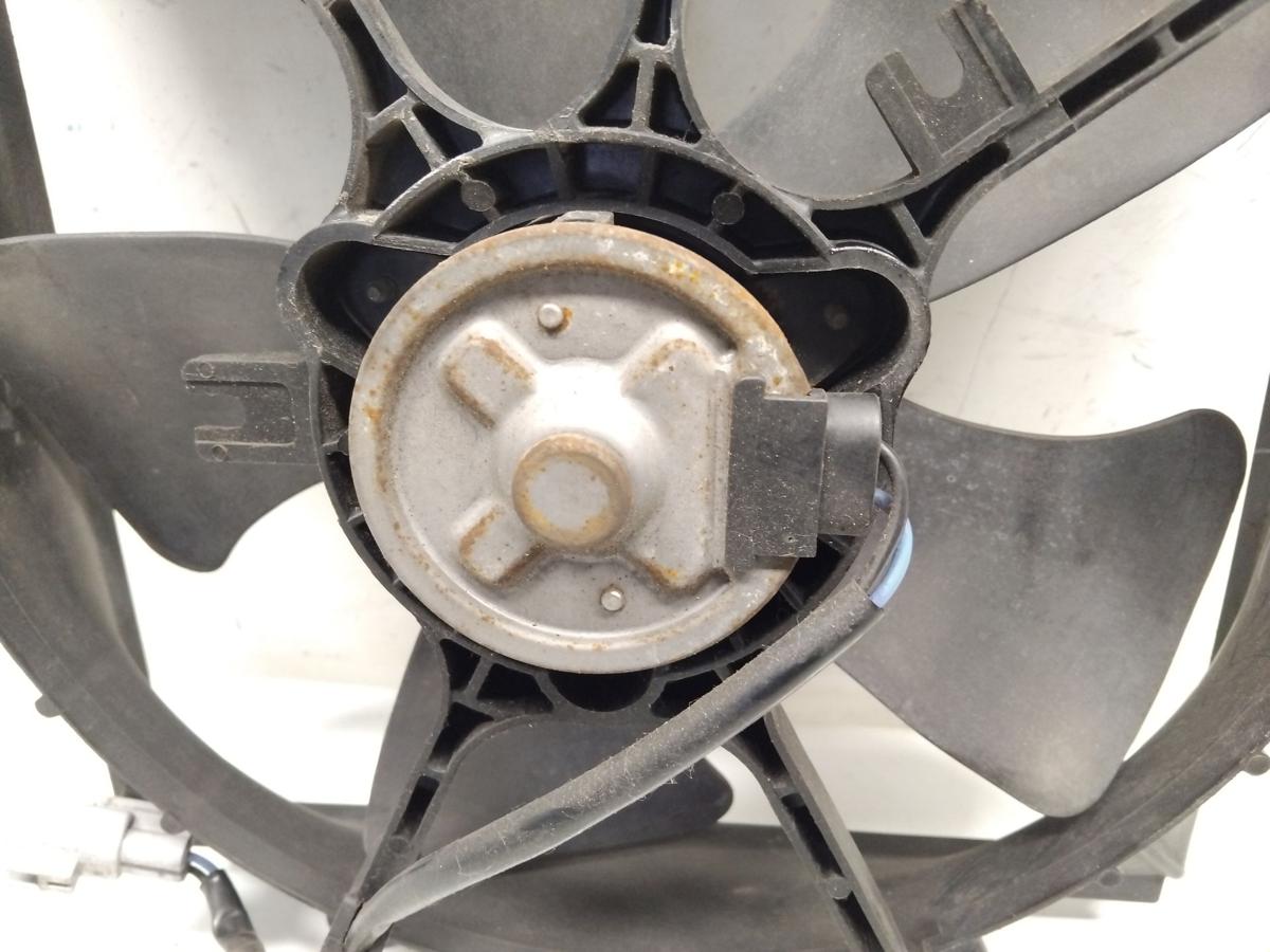 Toyota Avensis T22 original Elektrol&uuml;fter rechts mit Zarge 1.8 95kw 1ZZ BJ2002