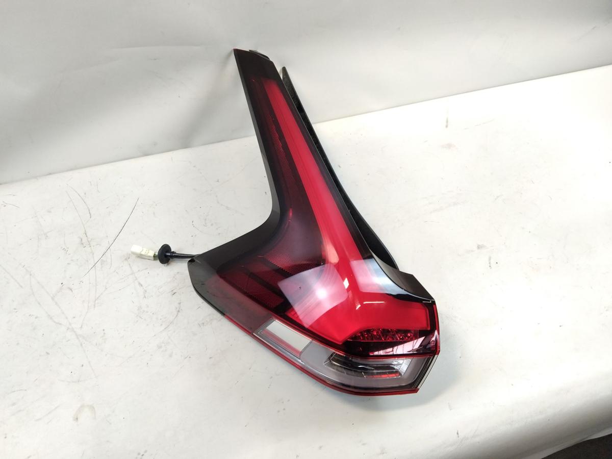 Mitsubishi Eclipse Cross original R&uuml;ckleuchte Schlussleuchte links Teil-LED 2024