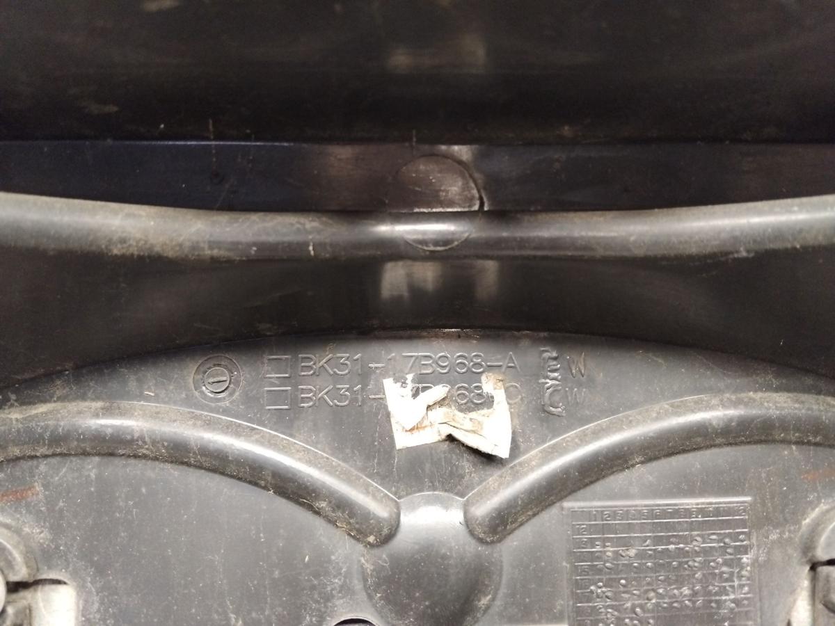 Ford Transit 7 original K&uuml;hlergrill mit Emblem Bj.2019