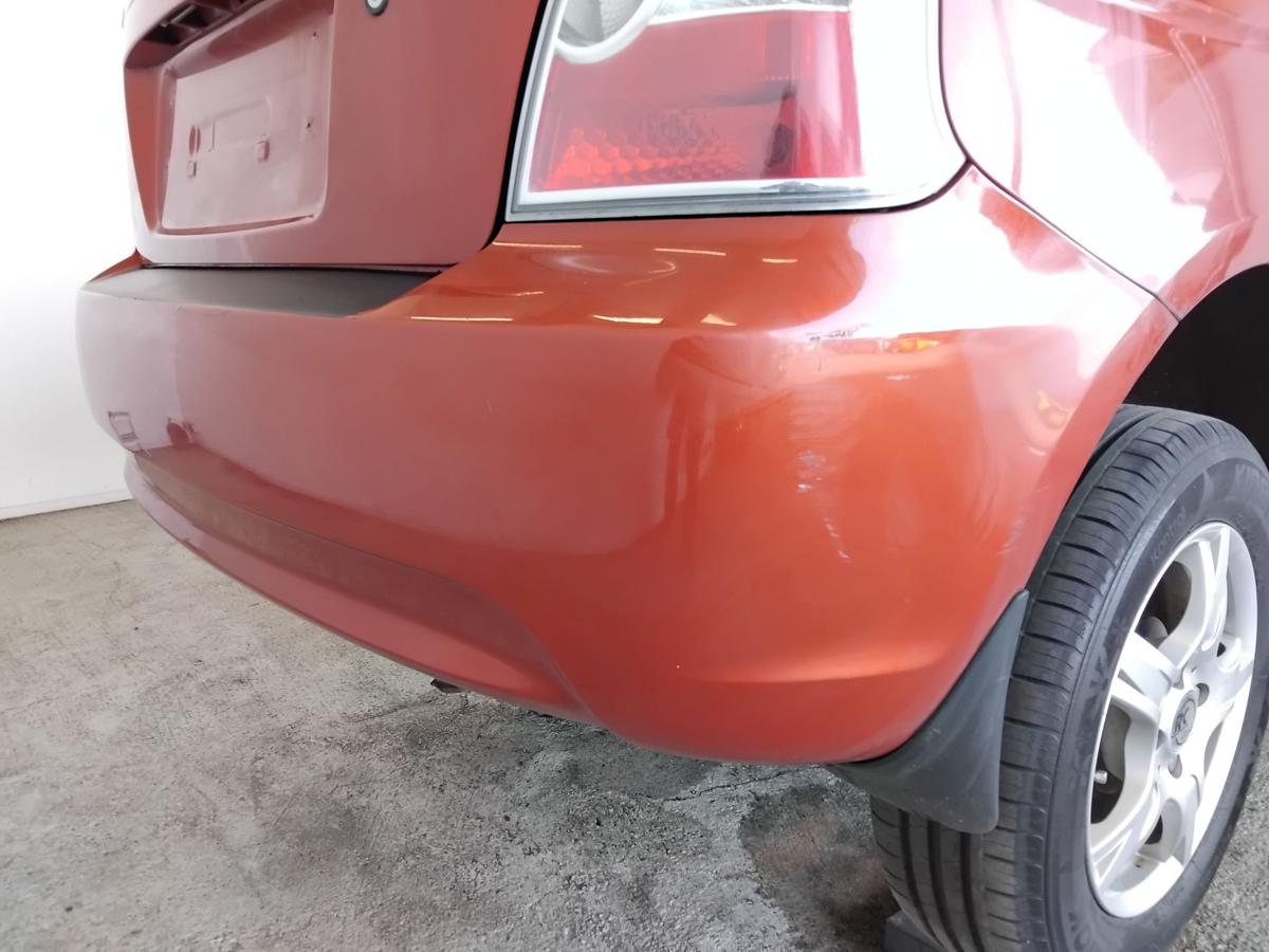 Hyundai Accent 3 MC orig Sto&szlig;f&auml;nger Sto&szlig;stange hinten 3t&uuml;rig BJ2007 N8 Tango Red