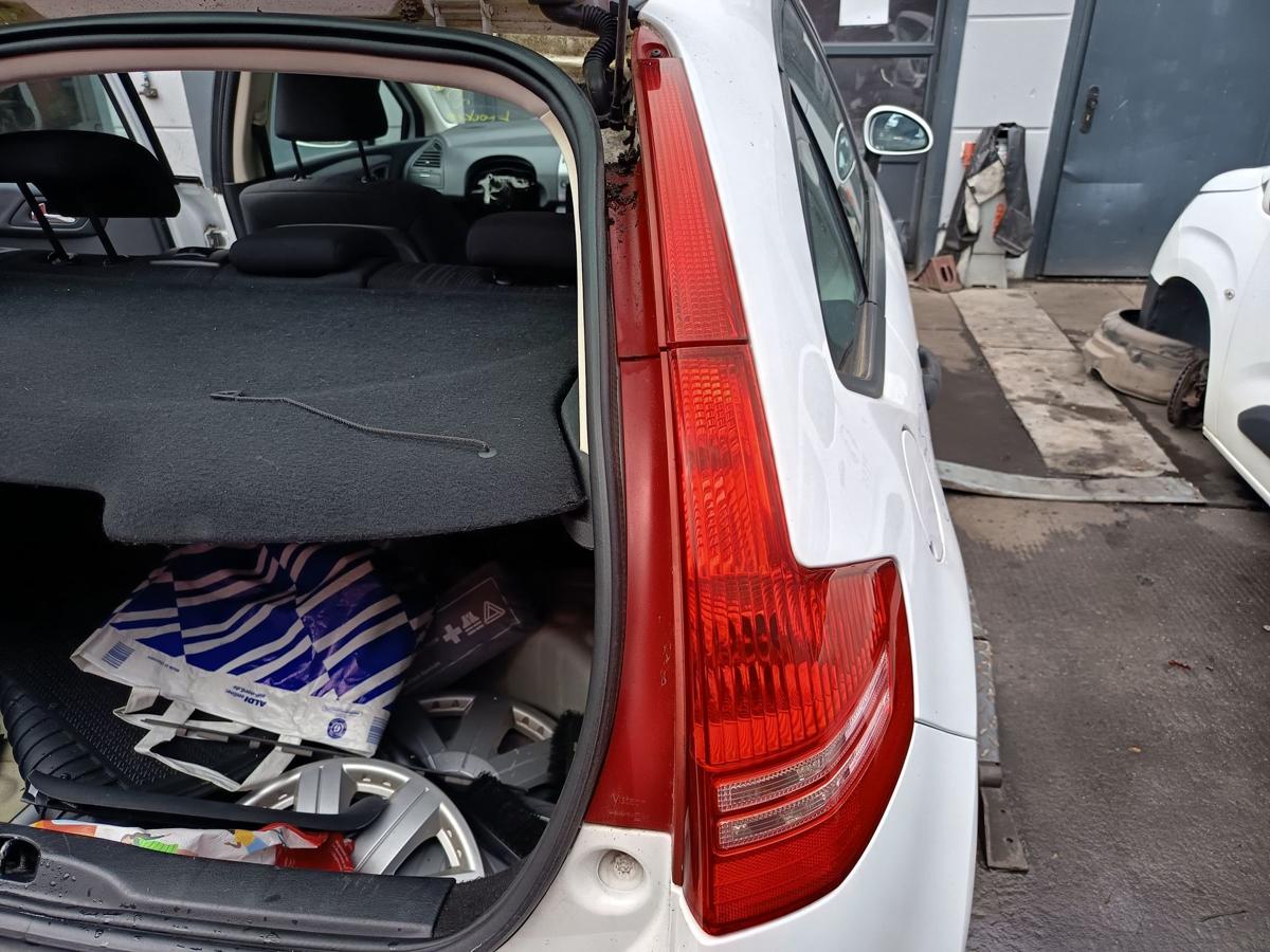 Citroen C4 original Rückleuchte rechts komplett Heck/Schluss/Licht Bj 2008