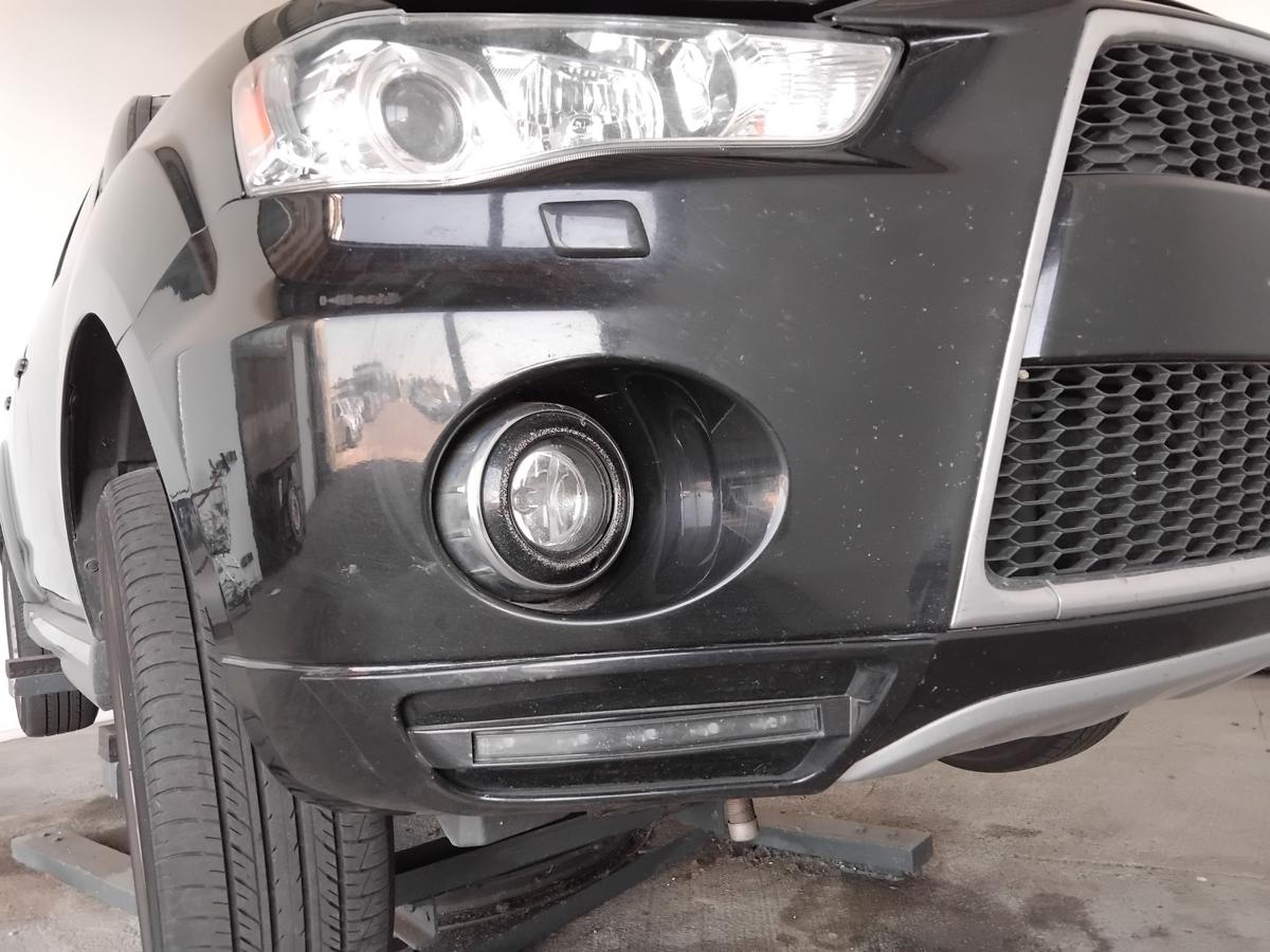 Mirtsubishi Outlander 2 CW Facelift orig Sto&szlig;stange Stossf&auml;nger vorn SRA BJ2010