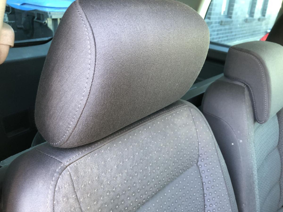 VW Touran 1T 1T1 Einzelsitz Sitz hinten rechts R&uuml;cksitz Stoff mit Muster