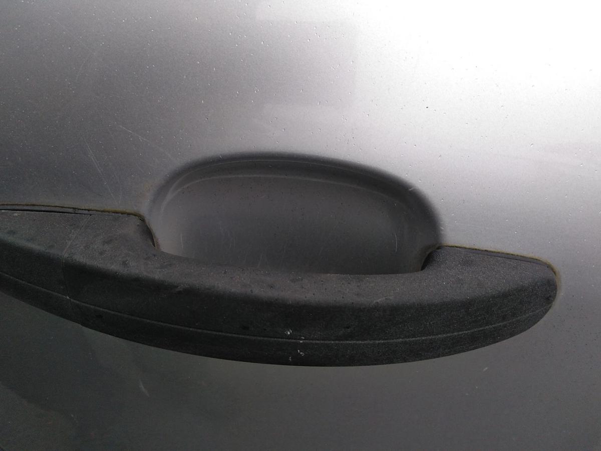 Ford Focus 2 T&uuml;r vorn rechts Beifahrert&uuml;r 5-T&uuml;rer polarsilbermetallic Bj.2005