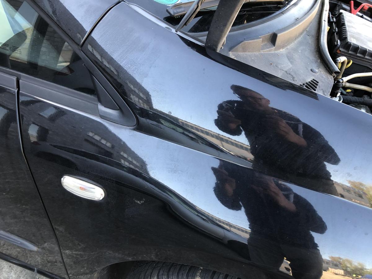 Fiat Grande Punto 199 Kotfl&uuml;gel vorn rechts Beifahrerseite 891 Nero Provocatore